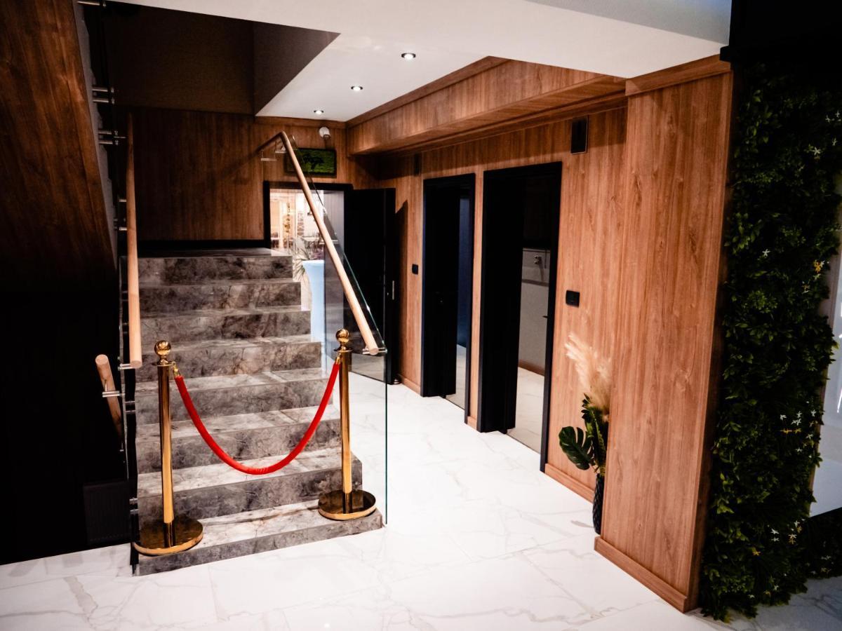 Hotel Goya Boutique Târgu Jiu Exteriér fotografie