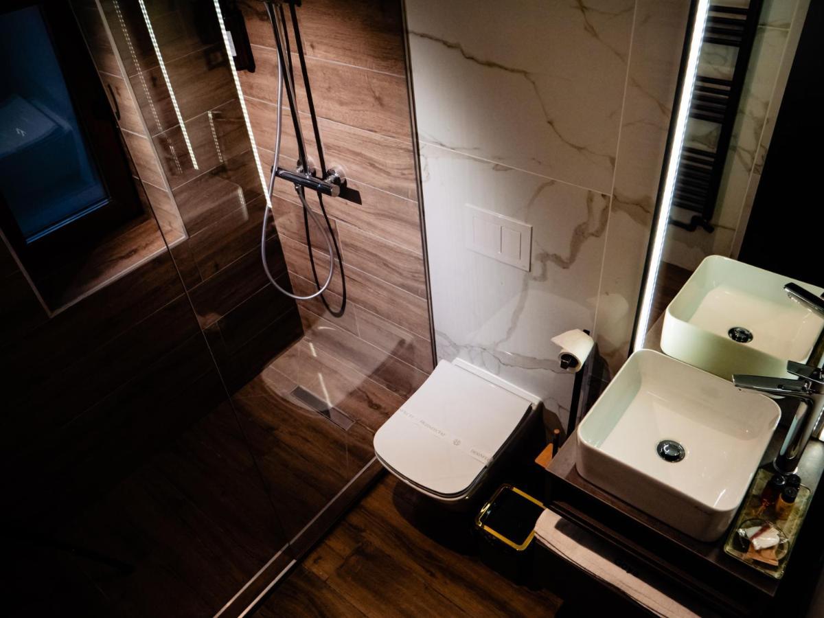 Hotel Goya Boutique Târgu Jiu Exteriér fotografie