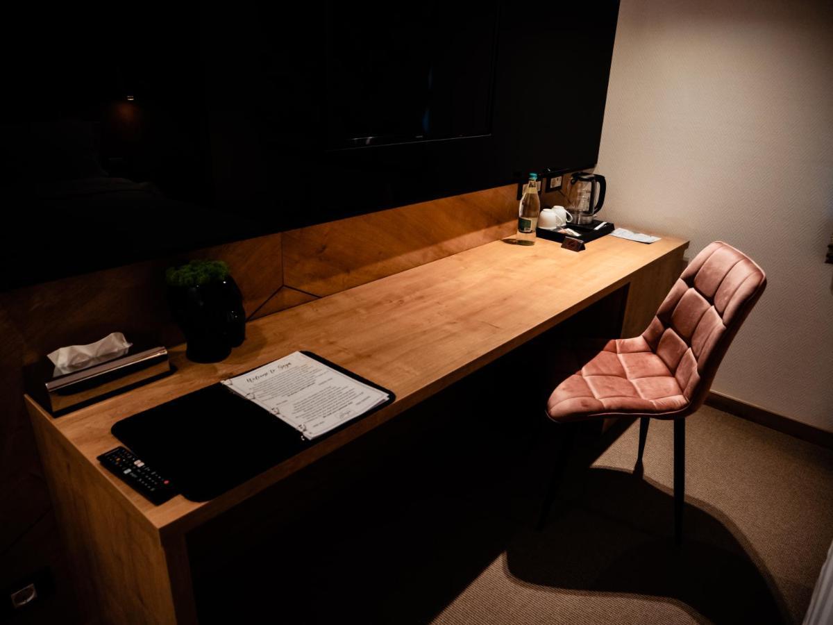 Hotel Goya Boutique Târgu Jiu Exteriér fotografie