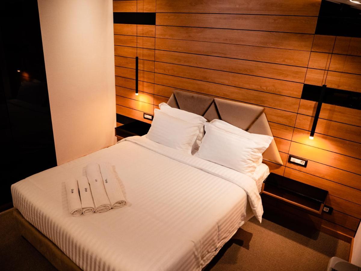 Hotel Goya Boutique Târgu Jiu Exteriér fotografie